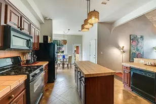 915 Garner Ave, Austin, TX 78704 - Photo 14