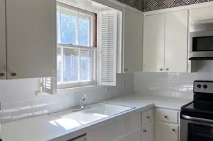 1500 Elton Ln, Austin, TX 78703 - Photo 4