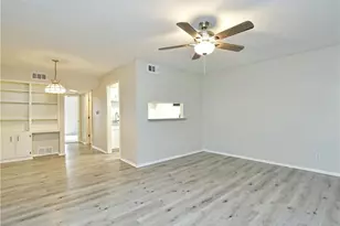 2425 Ashdale Dr, Austin, TX 78757 - Photo 2