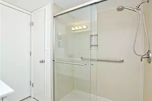 2425 Ashdale Dr, Austin, TX 78757 - Photo 8
