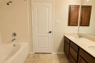 175 Six Shooter Dr, Kyle, TX 78640 - Photo 14
