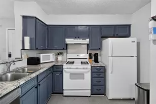 811 Bracewood Cir, San Marcos, TX 78666 - Photo 8