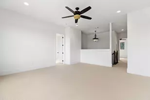 1124 Co Rd 301, Elgin, TX 78621 - Photo 18