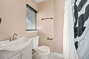 5332 Balcones Dr, Austin, TX 78731 - Photo 12