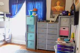 1111 McLain St, Taylor, TX 76574 - Photo 14