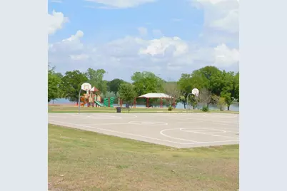 1111 McLain Street, Taylor, TX 76574 - Photo 16