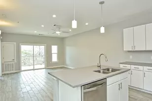 102 Blue Ridge Trail, West Lake Hills, TX 78746 - Photo 4