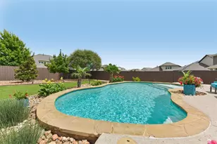 104 Skylark Ln, Hutto, TX 78634 - Photo 22