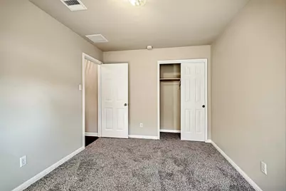 320 Comal Run, Hutto, TX 78634 - Photo 14