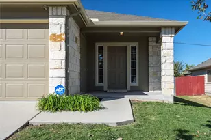 320 Comal Run, Hutto, TX 78634 - Photo 4