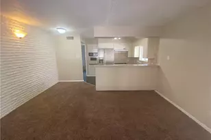 2708 Salado St, Austin, TX 78705 - Photo 2