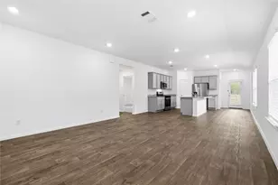 727 Gladiola Loop, Kyle, TX 78640 - Photo 12