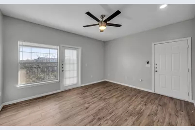 2320 Gracy Farms Lane #823, Austin, TX 78758 - Photo 6