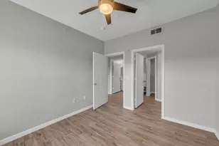 2320 Gracy Farms Ln, Austin, TX 78758 - Photo 22