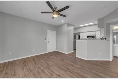 2320 Gracy Farms Lane #823, Austin, TX 78758 - Photo 8