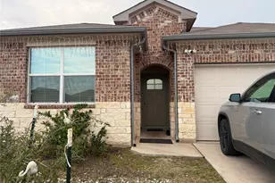 216 Charles Trl, Georgetown, TX 78626 - Photo 2