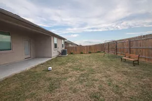 216 Charles Trl, Georgetown, TX 78626 - Photo 4