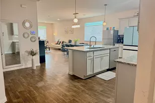 216 Charles Trl, Georgetown, TX 78626 - Photo 6