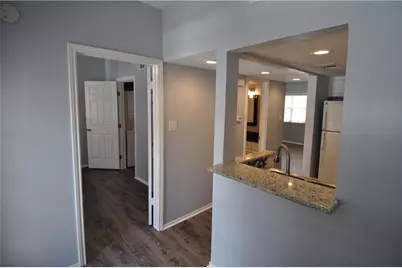 706 W 22nd Street W #305, Austin, TX 78705 - Photo 10