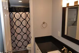 706 W 22nd Street W, Austin, TX 78705 - Photo 16