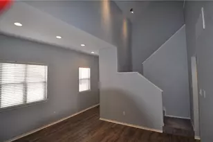 706 W 22nd Street W, Austin, TX 78705 - Photo 6