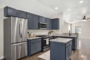 129 Salado Dr, Kyle, TX 78640 - Photo 10