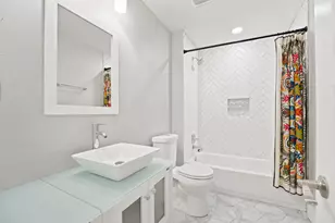 5332 Balcones Dr, Austin, TX 78731 - Photo 12