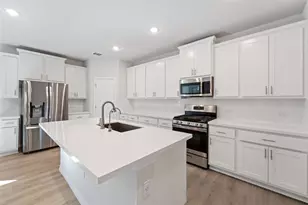 4908 E Plum Peach Bend, Austin, TX 78723 - Photo 6