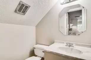 2611 Ektom Dr, Austin, TX 78745 - Photo 20