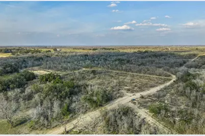 1144 Treetop Lane, Luling, TX 78648 - Photo 1