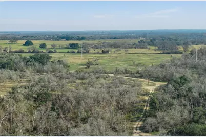 1144 Treetop Lane, Luling, TX 78648 - Photo 20