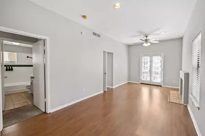712 Graham Place #205, Austin, TX 78705 - Photo 10
