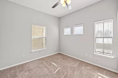 712 Graham Place #205, Austin, TX 78705 - Photo 28
