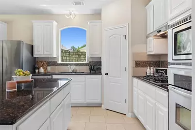 114 Briarpatch Court, Austin, TX 78737 - Photo 16