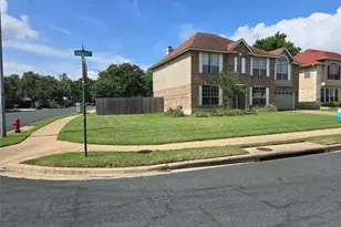 13200 Amasia Dr, Austin, TX 78729 - Photo 2