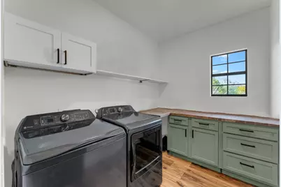 109 Lavonna Fox Drive, Burnet, TX 78611 - Photo 18