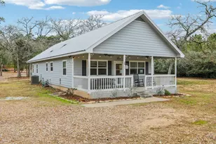 198 W Kelley Rd, Bastrop, TX 78602 - Photo 2