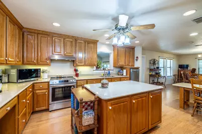 6589 State Highway 304, Harwood, TX 78632 - Photo 12