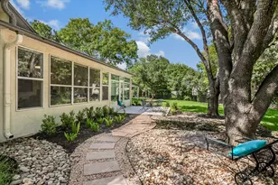 105 Stetson Cir, Georgetown, TX 78633 - Photo 18