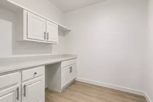 105 Stetson Cir, Georgetown, TX 78633 - Photo 10