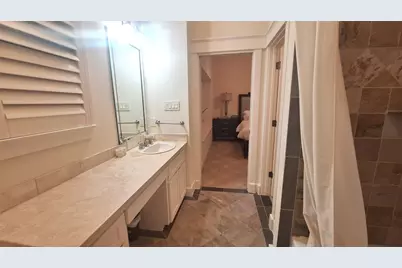 130 Squires Drive, Lakeway, TX 78734 - Photo 14