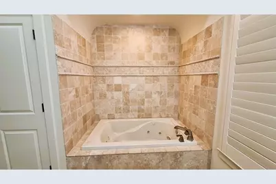 130 Squires Drive, Lakeway, TX 78734 - Photo 16