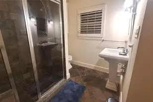 130 Squires Dr, Lakeway, TX 78734 - Photo 16