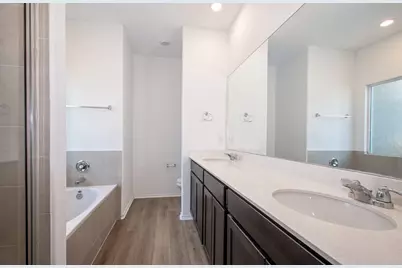 201 Mendoza, Kyle, TX 78640 - Photo 22