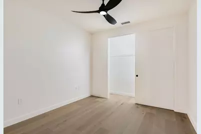 610 Davis Street #2607, Austin, TX 78701 - Photo 6