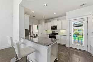 10904 Railway Ln, Austin, TX 78717 - Photo 10