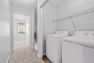 1815 River Crossing Cir, Austin, TX 78741 - Photo 10