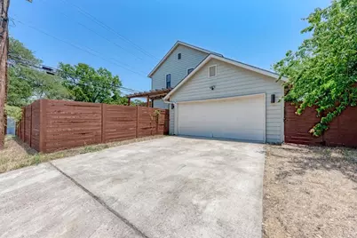 1014 E 14th Street, Austin, TX 78702 - Photo 32