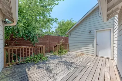 1014 E 14th Street, Austin, TX 78702 - Photo 20
