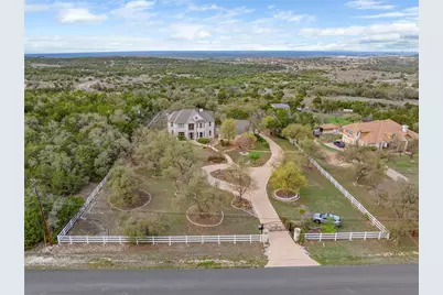 408 Saddlehorn Drive, Dripping Springs, TX 78620 - Photo 4